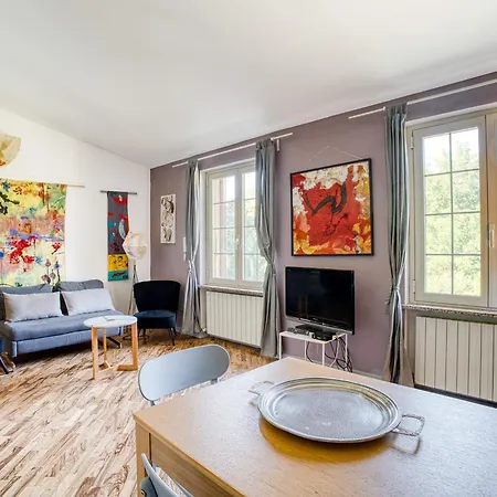 Casa Dedalus - *